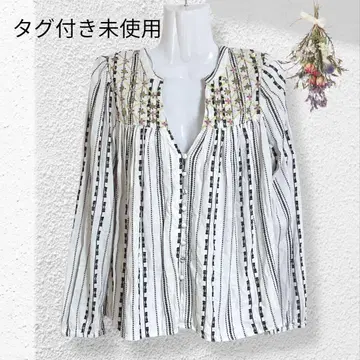 택 포함*ZARA 자라 비즈 자수 블라우스 스키퍼 [ M ] 화이트 계열