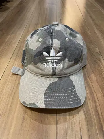 adidas 카모 패턴 야구 모자