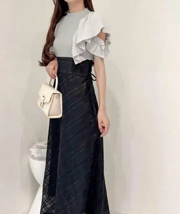 밀리 빌렛 더블 프릴 소매 체크 레이스 도킹 원피스