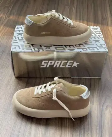 GOLDEN GOOSE SPACE 브라운 스니커즈 24cm