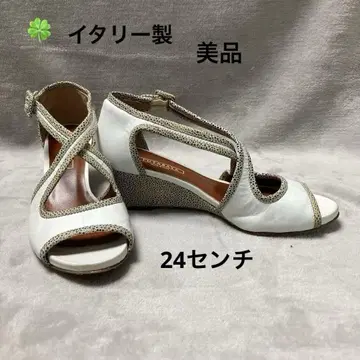 화이트 가죽 콤비 크로스 스트랩 샌들 웨지힐 24cm