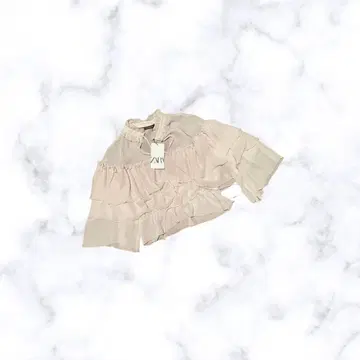 ZARA 프릴 장식 크롭드 톱 S 사이즈