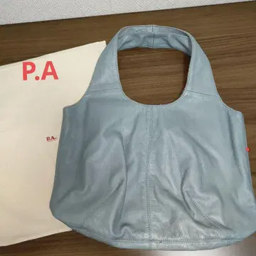 P.A. 퍼머넌트 에이지 발룬 백 소가죽 Ash 색상