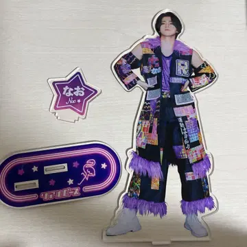 리얼피스 나오 BIG 아크릴 스탠드