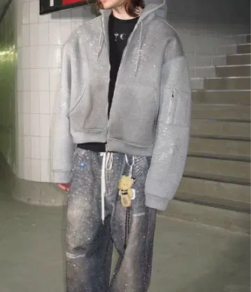 스타리 다이아몬드 지퍼 후드 재킷