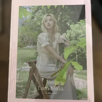 Yes, I am Mina. 1st 사진집