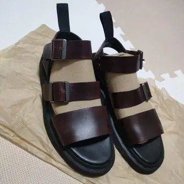 Dr.Martens 닥터마틴 샌들