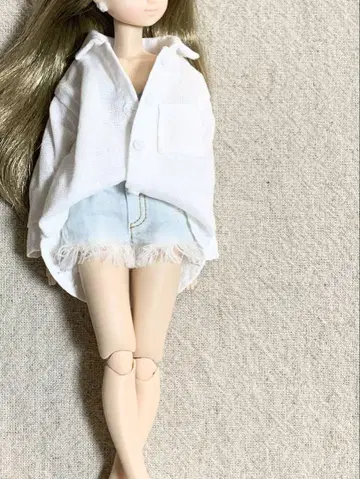(92) 수제 22cm 인형 옷 빅 실루엣 셔츠 리카짱