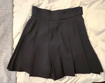 SNIDEL 블랙 플리츠 미니 스커트