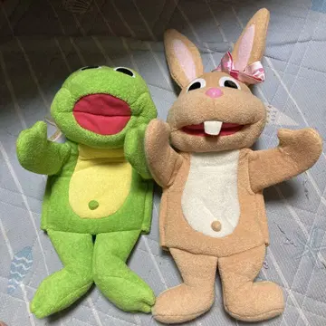 개구리와 토끼의 인형 세트