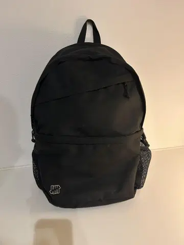 UNDEFEATED BACKPACK 언디피티드 백팩