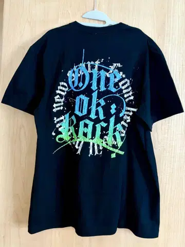 ONE OK ROCK 2022 SUMMER 페스티벌 T셔츠 L 사이즈