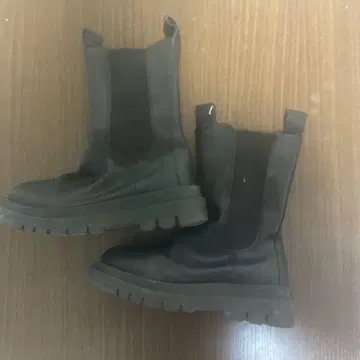 블랙 사이드 고어 부츠 통굽