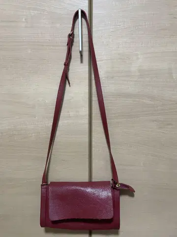 일비존 테레저 빨강 숄더백