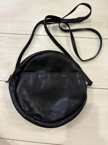 Rinori 가죽 숄더백