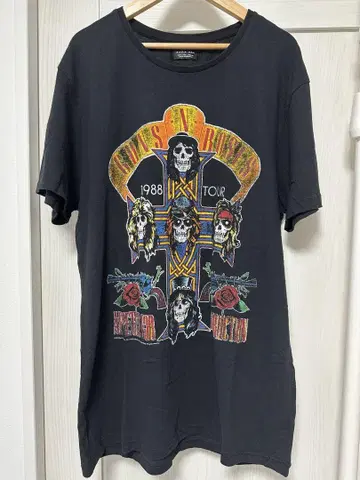 ZARA 건스 앤 로지스 Guns N' Roses 티셔츠 L 사이즈