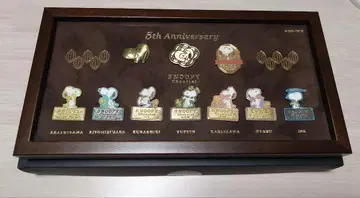 스누피 쇼콜라 5주년 기념 핀 배지 세트