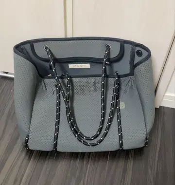 Q BAG 네오프렌 토트 그레이