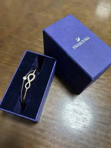스와로브스키 골드 무한대 브레이슬릿