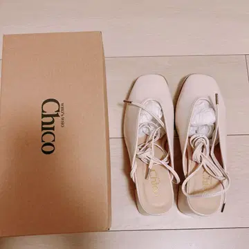 Chico 베이지 발레 슈즈