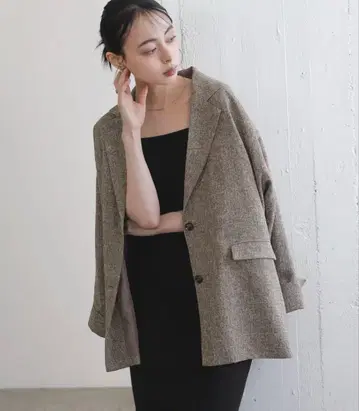 [새상품급] 썸머 트위드 테일러드 자켓 LIAN 브라운 완판템