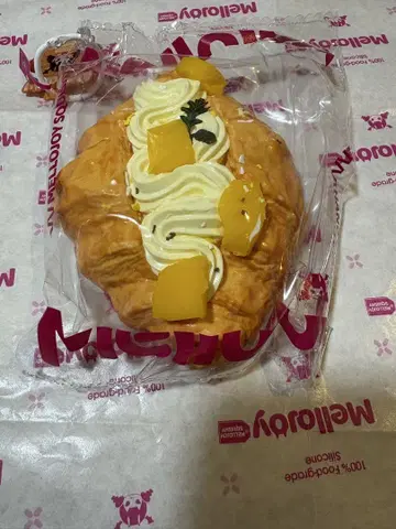 멜로조이 애프터눈 티 망고 크루아상