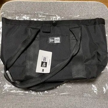 미사용 새상품 뉴에라 핸드백