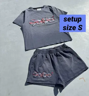 9090 Logo British Micro Shorts tee setup