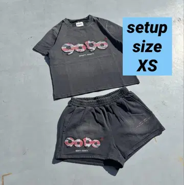9090 Logo British Micro Shorts tee setup