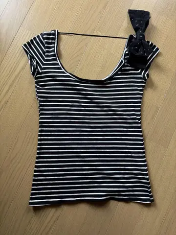 Bershka 컬렉션 리본 반팔 티셔츠 스트라이프