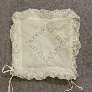우치다 후미카 쿠션 톱
