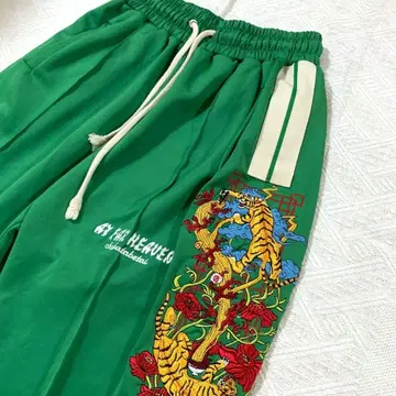 중형 트랙 팬츠 그린 자수