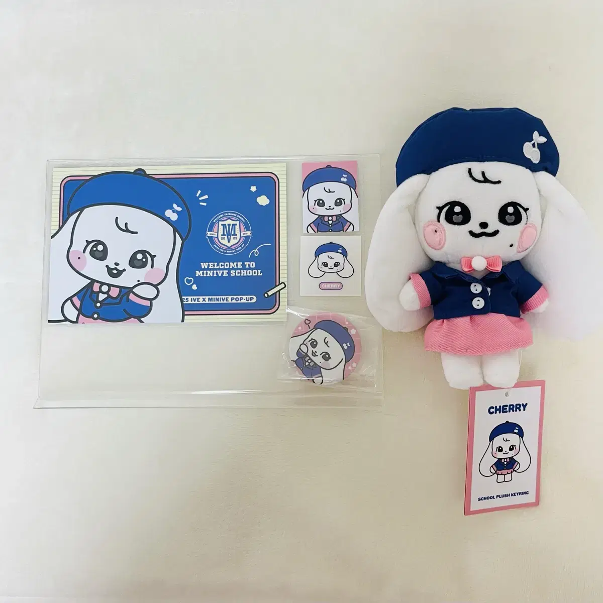 IVE - IVE MINIVE SCHOOL ポップアップストア　CHERRY　３点セット IVE - IVE MINIVE SCHOOL ポップアップストア CHERRY 3点セット