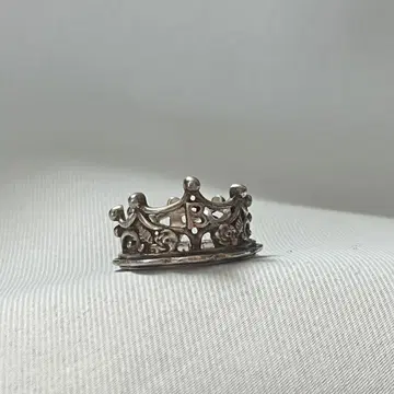 베이비, 별들이 밝게 빛나는 밀크 크라운 링