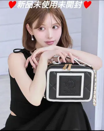 희귀 레어 대히트 라디 퀼팅 바니티 숄더백 새 제품 미사용 미개봉