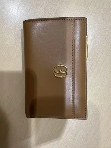 브라운 두겹 지갑 카드 슬롯 포함