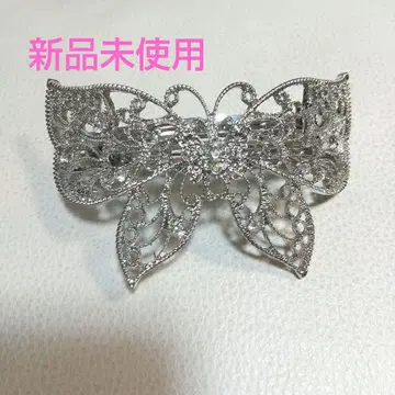 미사용 새상품 실버 반짝이는 나비 디자인 머리핀 a0350