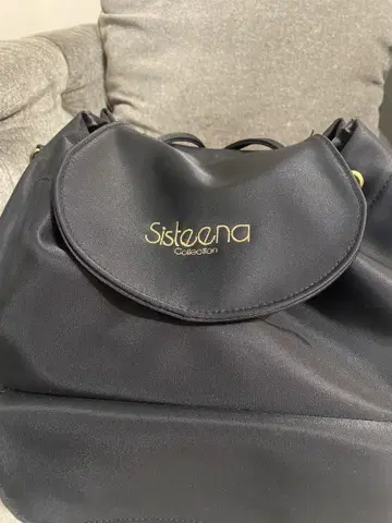 Sistaana 블랙 백팩 플랩 포함
