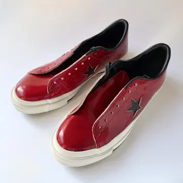 CONVERSE ONE STAR 와인 레드 x 블랙 에나멜 가죽