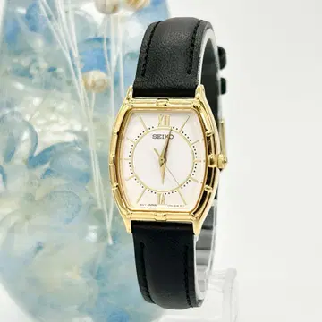 레어 SEIKO 세이코 V701-5E60 빈티지 쿼츠 손목시계
