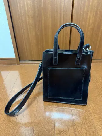 블랙 가죽 숄더백