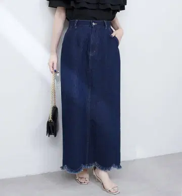 [내추럴 꾸뛰르] 밑단 프린지 스캘럽 데님 스커트 [새상품]