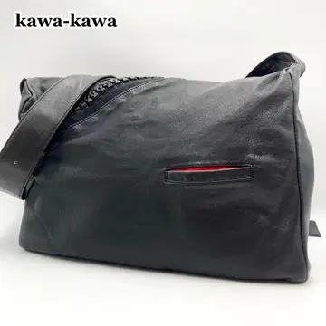 새상품급 kawa-kawa 숄더백 블랙 x 빨간색 가죽 대용량 빅 지퍼