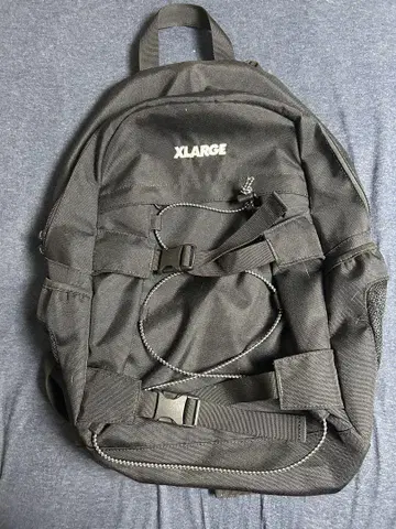XLARGE 블랙 배낭