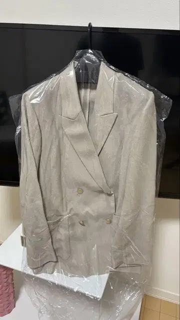 메쉬 메탈 버튼 라이트 자켓
