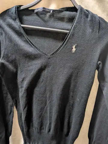 새상품급 Ralph Lauren 블랙 V넥 긴팔 스웨터