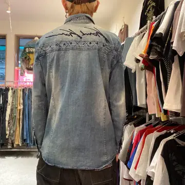KARL KANI L y2k 스케이터 로고 자수 스트레치 데님 셔츠