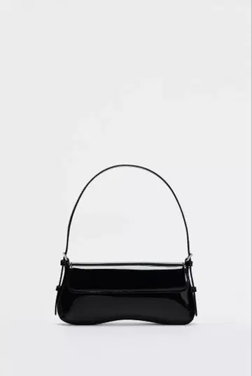 ZARA 에나멜 블랙 핸드백