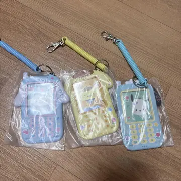산리오 휴대폰 케이스 모양 패스케이스 시나몬 폼폼 포차코