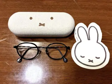 JINS x dickbruna 콜라보 안경 기쁠 때